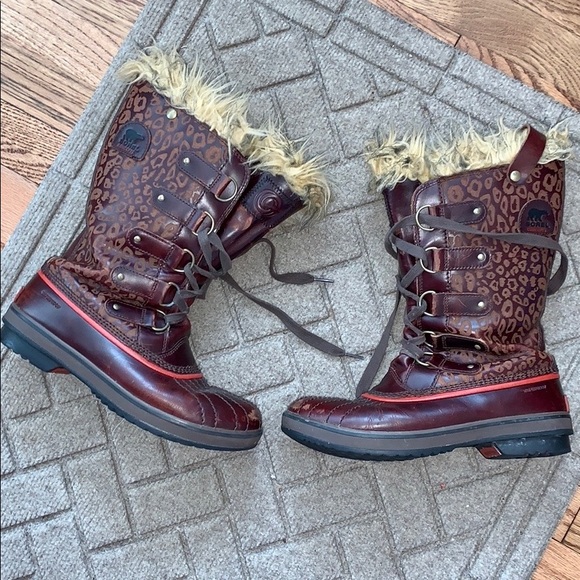 SOLD! Sorel Tall Leopard Joan of Arctic Boots - Picture 2 of 11